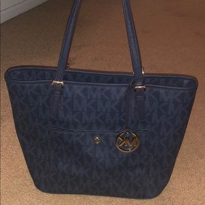 Michael Kors purse